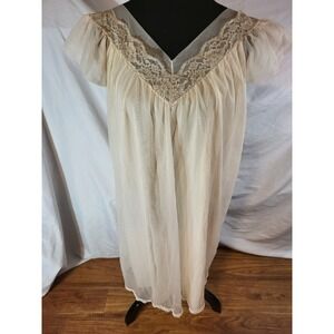 Vintage Evette Peach Chiffon Lace Trim‎ Babydoll Nightgown Lingerie Pin Up